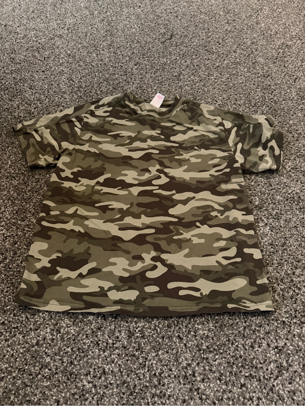 PINK Victoria's Secret Olive Green Camo Short Sleeve Tee - Picture 1 of 2